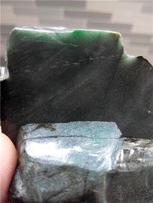 翡翠闲置吃瓜,揭秘翡翠背后的故事与价值