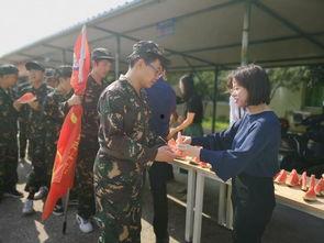 吃瓜小能手校长,揭秘校园里的趣味故事与温馨瞬间