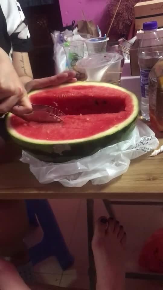 吃瓜寝室拍的视频,揭秘校园生活趣味瞬间