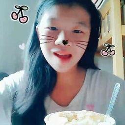 吃瓜主播吃蛋糕视频,甜蜜瞬间引网友热议