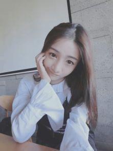 学校女神吃瓜事件,揭秘背后真相与热议