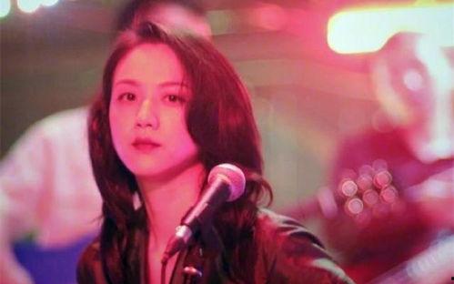 吃瓜汤唯视频,揭秘明星日常生活中的趣味瞬间