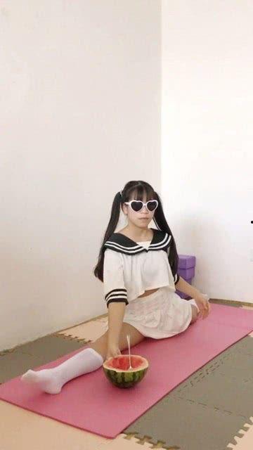 吃瓜萝莉,揭秘娱乐圈幕后故事 第3张 吃瓜萝莉,揭秘娱乐圈幕后故事 第3张