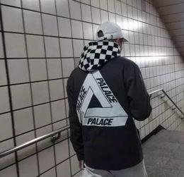 耐克吃瓜事件,品牌形象受损，消费者热议  第3张